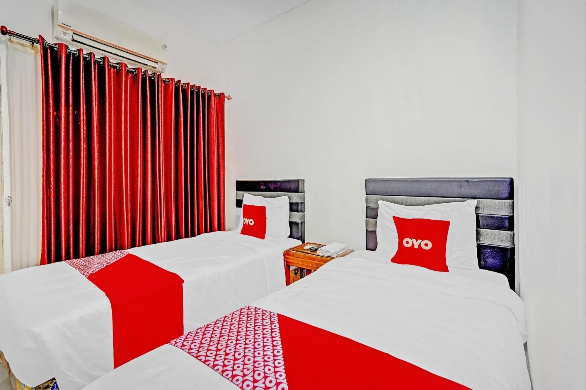 Hotel Kalimantan 泗水 外观 照片