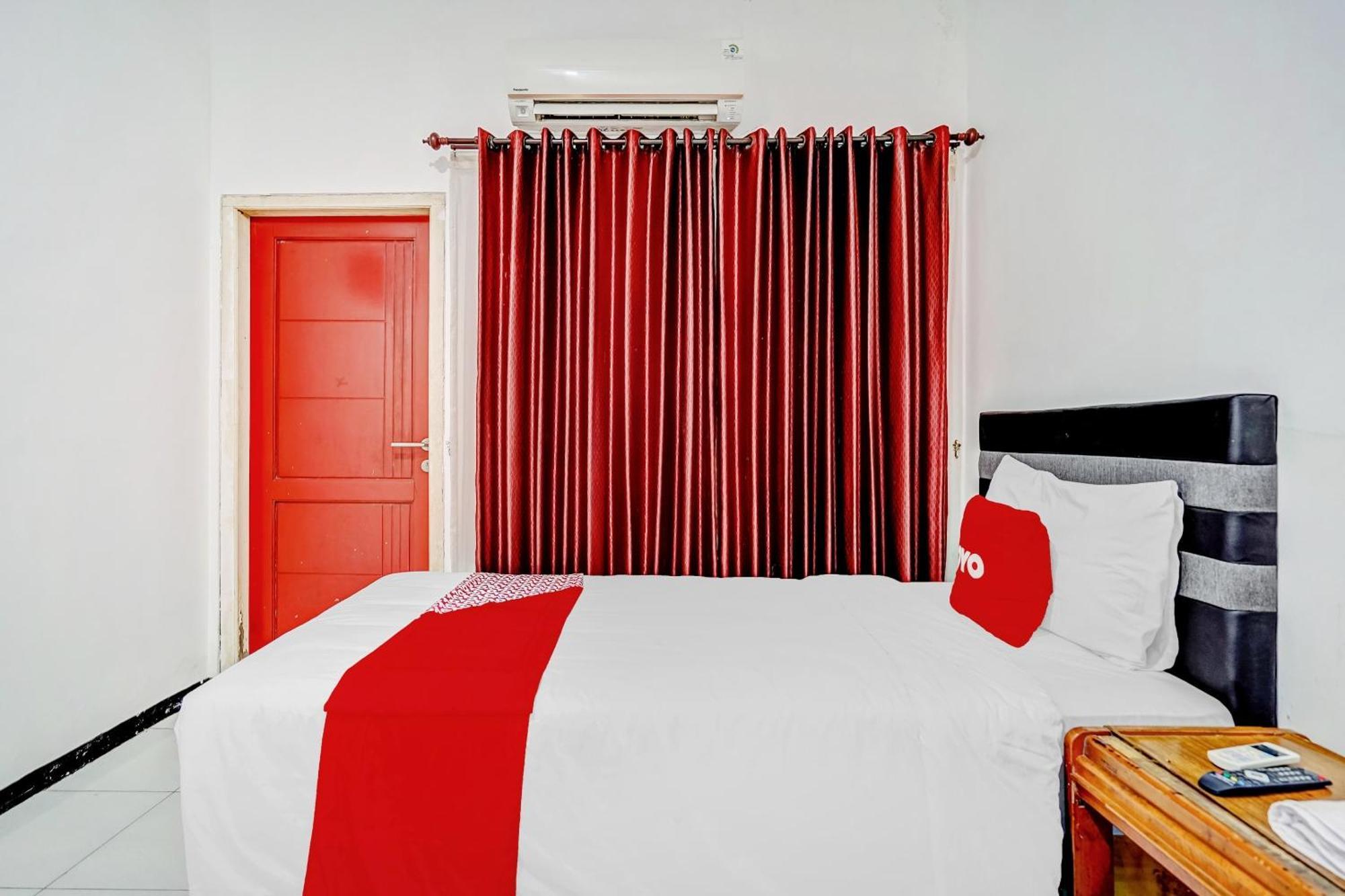 Hotel Kalimantan 泗水 外观 照片