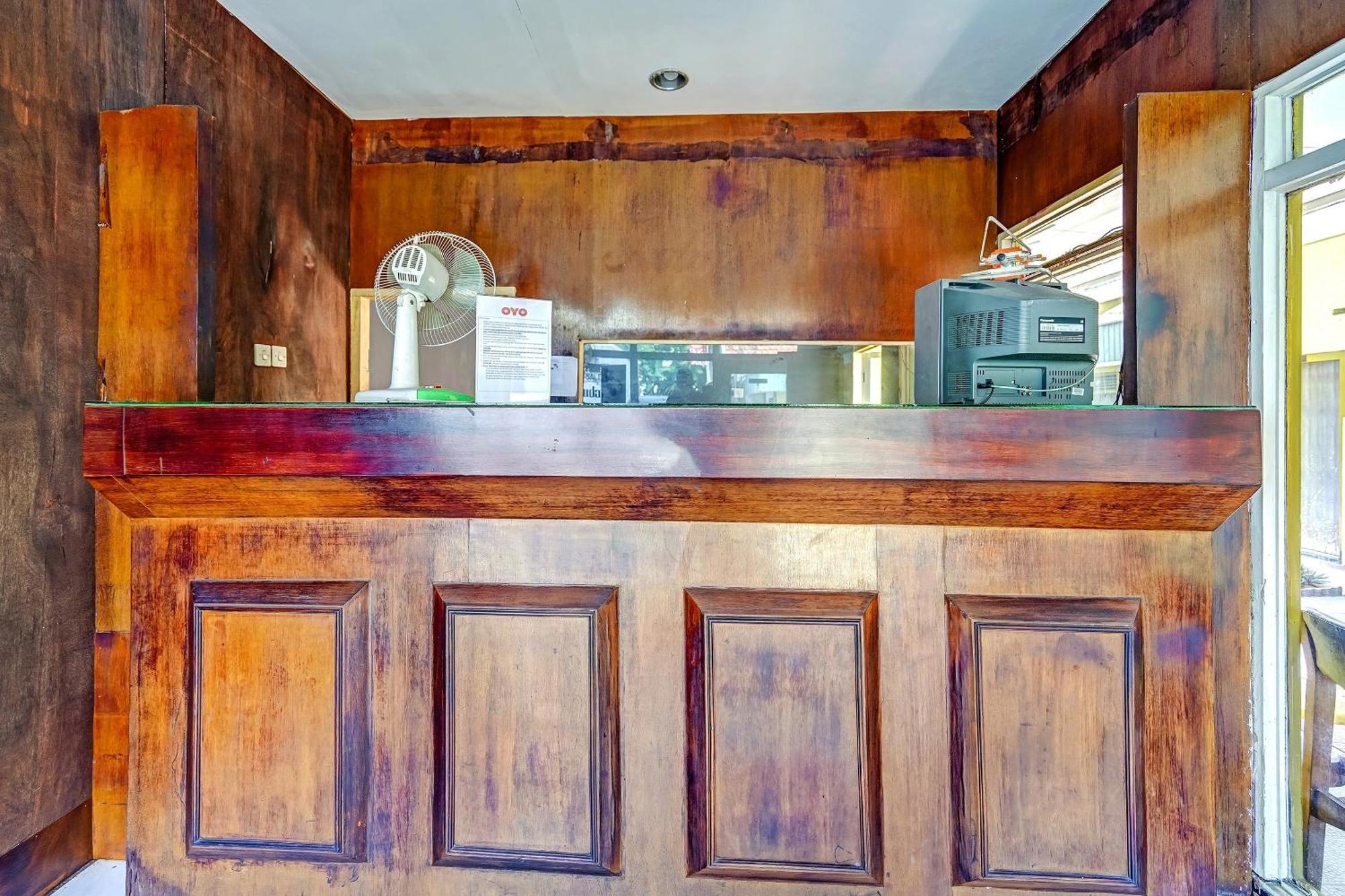 Hotel Kalimantan 泗水 外观 照片